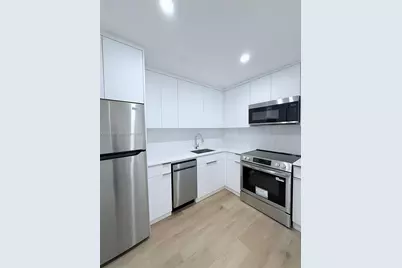 1900 Meridian Ave #403, Miami Beach, FL 33139 - Photo 6
