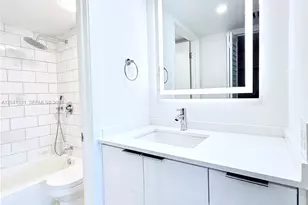 1900 Meridian Ave, Miami Beach, FL 33139 - Photo 16