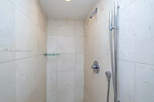 475 Brickell Ave, Miami, FL 33131 - Photo 18