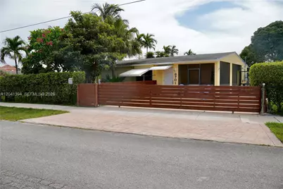 6701 Harding St, Hollywood, FL 33024 - Photo 2
