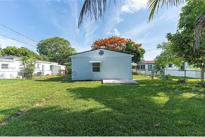 2024 NE 174th St, North Miami Beach, FL 33162 - Photo 30