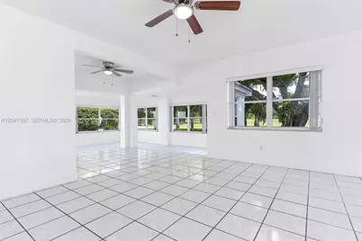 2024 NE 174th St, North Miami Beach, FL 33162 - Photo 28