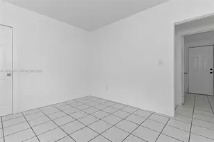 2024 NE 174th St, North Miami Beach, FL 33162 - Photo 22