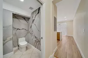17620 NW 73rd Ave, Hialeah, FL 33015 - Photo 6
