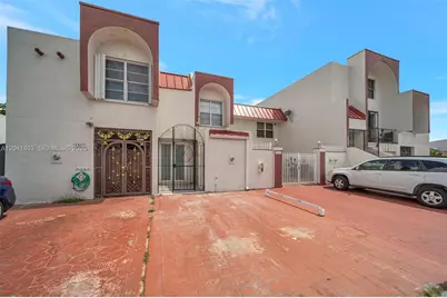 1083 W 38th St #23-8, Hialeah, FL 33012 - Photo 24