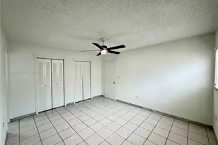 913 NW 22nd Pl, Miami, FL 33125 - Photo 10