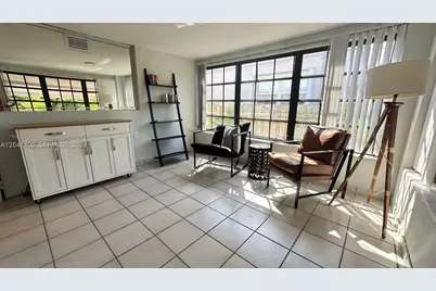 2475 SW 24th Ter, Miami, FL 33145 - Photo 18
