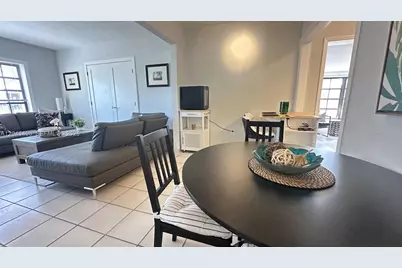 2475 SW 24th Ter, Miami, FL 33145 - Photo 12