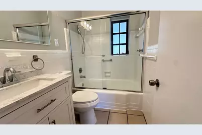 2475 SW 24th Ter, Miami, FL 33145 - Photo 24