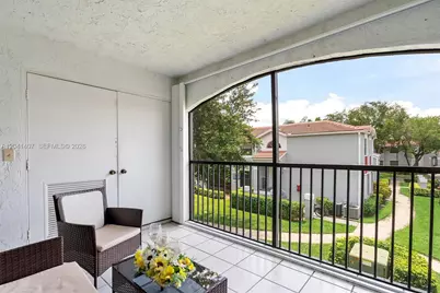 12003 NW 11th St #12003, Pembroke Pines, FL 33026 - Photo 42