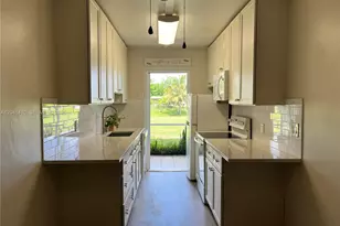 6550 Royal Palm Blvd, Margate, FL 33063 - Photo 4