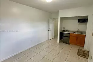 5410 W 7th Ave, Hialeah, FL 33012 - Photo 4