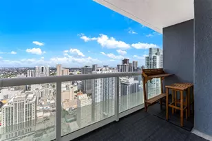 50 Biscayne Blvd, Miami, FL 33132 - Photo 2