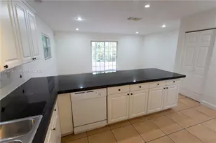 2919 Virginia St, Miami, FL 33133 - Photo 4