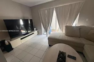 246 Riviera Cir, Weston, FL 33326 - Photo 2