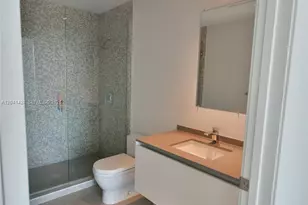 88 SW 7th St, Miami, FL 33130 - Photo 22