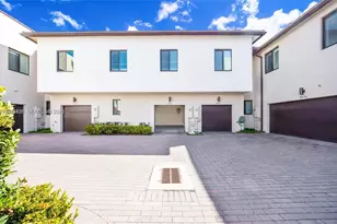 4856 NW 83rd Pkwy, Doral, FL 33166 - Photo 32