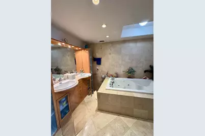 19500 Turnberry Way #15F, Aventura, FL 33180 - Photo 16