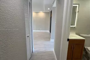 9273 SW 8th St, Boca Raton, FL 33428 - Photo 8