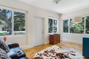 101 NE 110th St, Miami Shores, FL 33161 - Photo 10