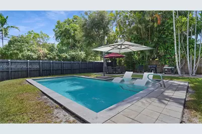 101 NE 110th St, Miami Shores, FL 33161 - Photo 4