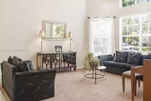10431 NW 48th Manor, Coral Springs, FL 33076 - Photo 2