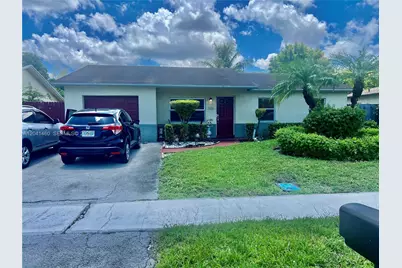 326 SW 79th Way, North Lauderdale, FL 33068 - Photo 1