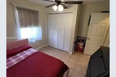 124 NW 6th Ave, Hallandale Beach, FL 33009 - Photo 10