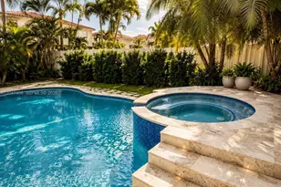 85 Gables Blvd, Weston, FL 33326 - Photo 4
