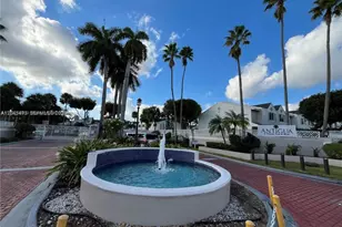 17515 NW 67th Ct, Hialeah, FL 33015 - Photo 4