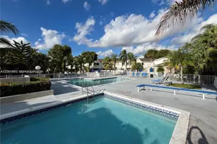 17515 NW 67th Ct, Hialeah, FL 33015 - Photo 6