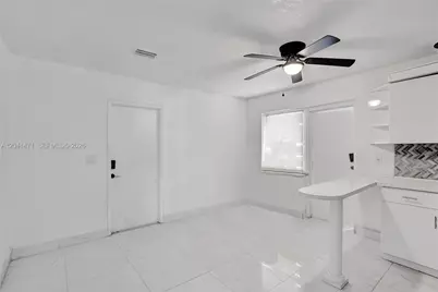 701 SW 7th St, Pompano Beach, FL 33060 - Photo 10