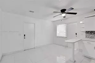 701 SW 7th St, Pompano Beach, FL 33060 - Photo 10