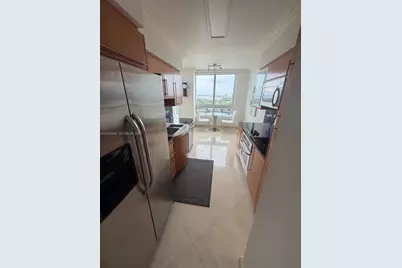 6365 Collins Ave #1707, Miami Beach, FL 33141 - Photo 8