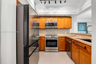 1723 SW 2nd Ave, Miami, FL 33129 - Photo 4