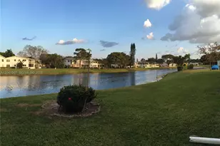 165 Ellesmere C, Deerfield Beach, FL 33442 - Photo 8