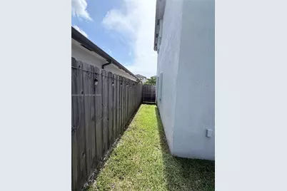 268 SE 31st Ave, Homestead, FL 33033 - Photo 16