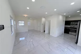 268 SE 31st Ave, Homestead, FL 33033 - Photo 8
