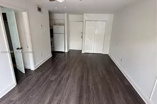5199 NW 7th St, Miami, FL 33126 - Photo 8