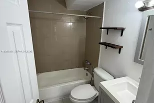 5199 NW 7th St, Miami, FL 33126 - Photo 6