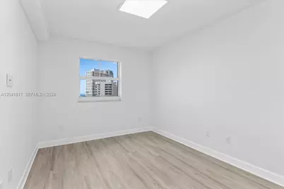 185 SE 14th Ter #2307, Miami, FL 33131 - Photo 8