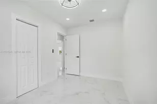 1245 Vermont St, Opa-Locka, FL 33054 - Photo 20