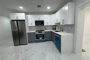 1245 Vermont St, Opa-Locka, FL 33054 - Photo 12