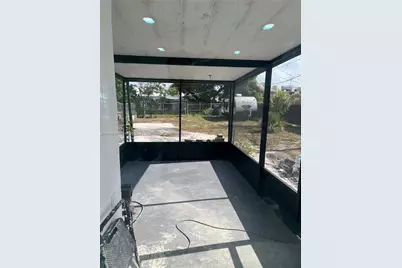 1245 Vermont St, Opa Locka, FL 33054 - Photo 22