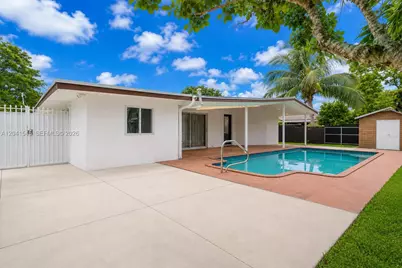 18670 Belview Dr, Cutler Bay, FL 33157 - Photo 2