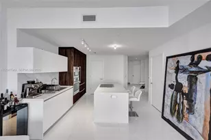 851 NE 1st Ave, Miami, FL 33132 - Photo 12