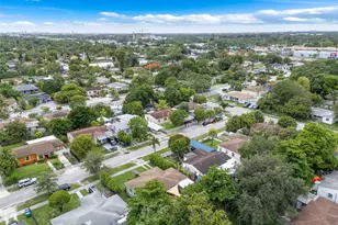 421 NW 105th St, Miami, FL 33150 - Photo 24