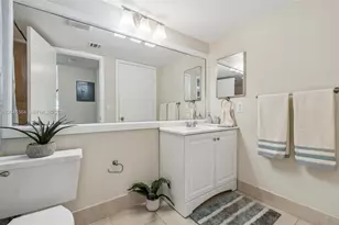 5672 Rock Island Rd, Tamarac, FL 33319 - Photo 18