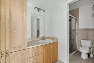 5505 NW 7th St, Miami, FL 33126 - Photo 10