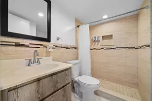 4801 NW 7th St, Miami, FL 33126 - Photo 12